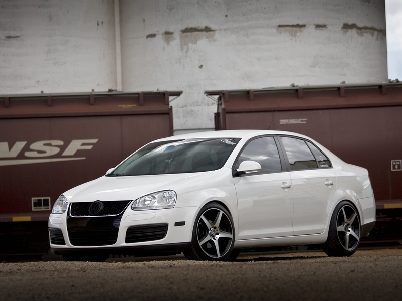 2005-2009 VW Jetta V 49 5mm Front Strut Mk5 V5 Bc Racing Coilovers