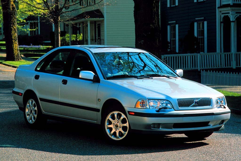 2000-2004 VOLVO S40 V40 Fwd Bc Racing Coilovers